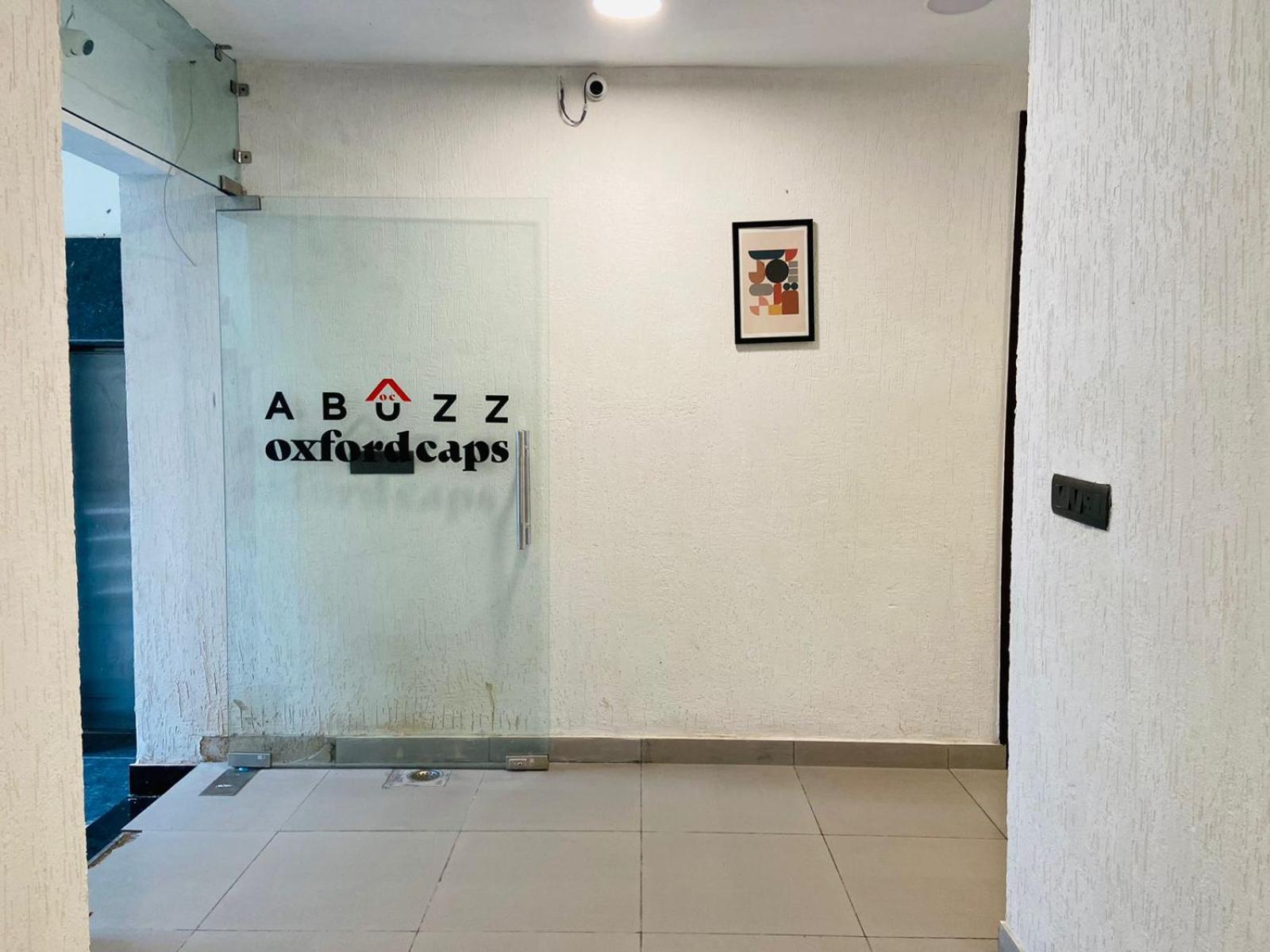 Хостел Abuzz Oxfordcaps Imperial Heights Mussoorie Деградун Екстер'єр фото